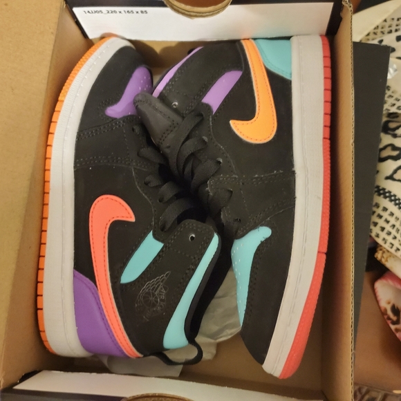 Jordan | Shoes | Jordan Aj Mid 